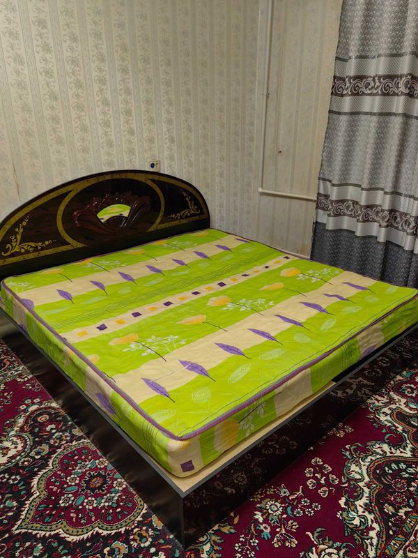 Двуспальная кровать Двуспальная кровать