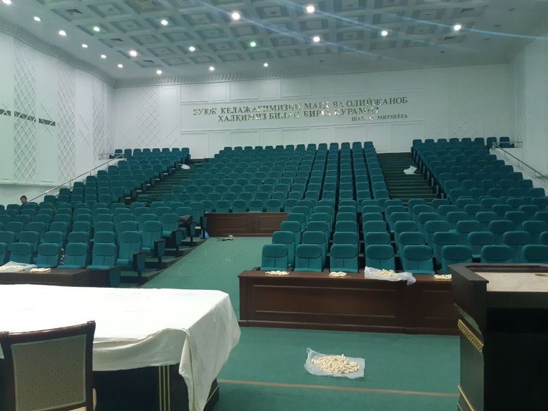 Театральный кресло для активного зала Театральный кресло для активного зала