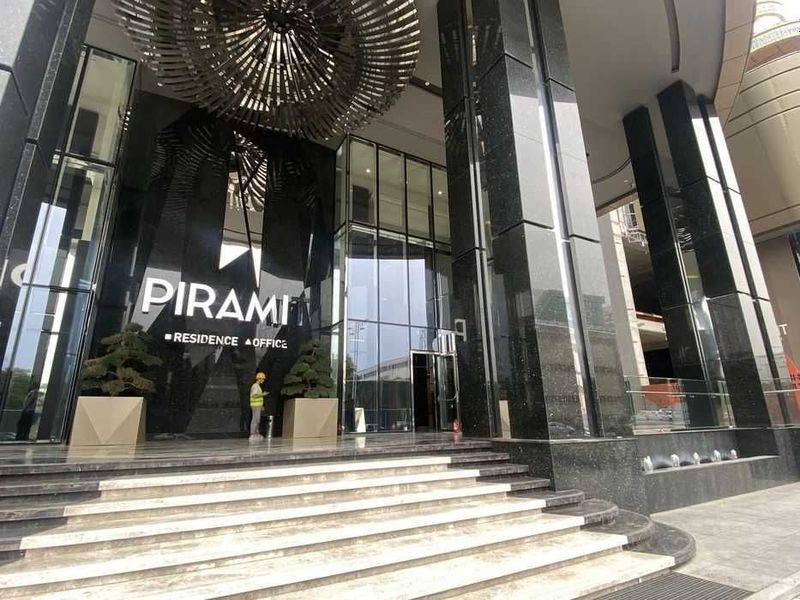 Шикарный офис в центре в БЦ PIRAMIT TOWER ! Яккасарайский район 33м² Шикарный офис в центре в БЦ PIRAMIT TOWER ! Яккасарайский район 33м²