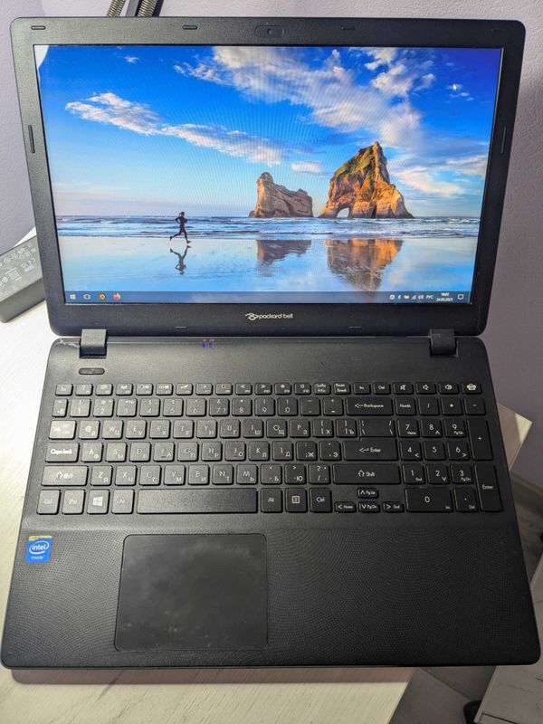 Packard Bell MS2397 в хорошем состоянии