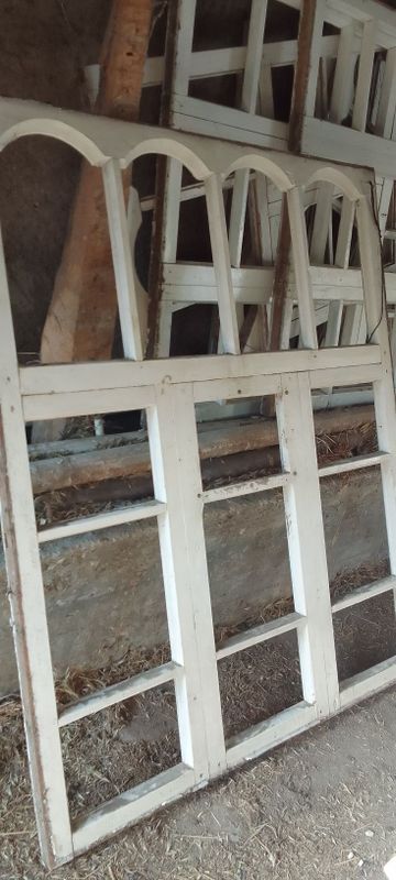 Deraza romlari sotiladi 6 dona Deraza romlari sotiladi 6 dona