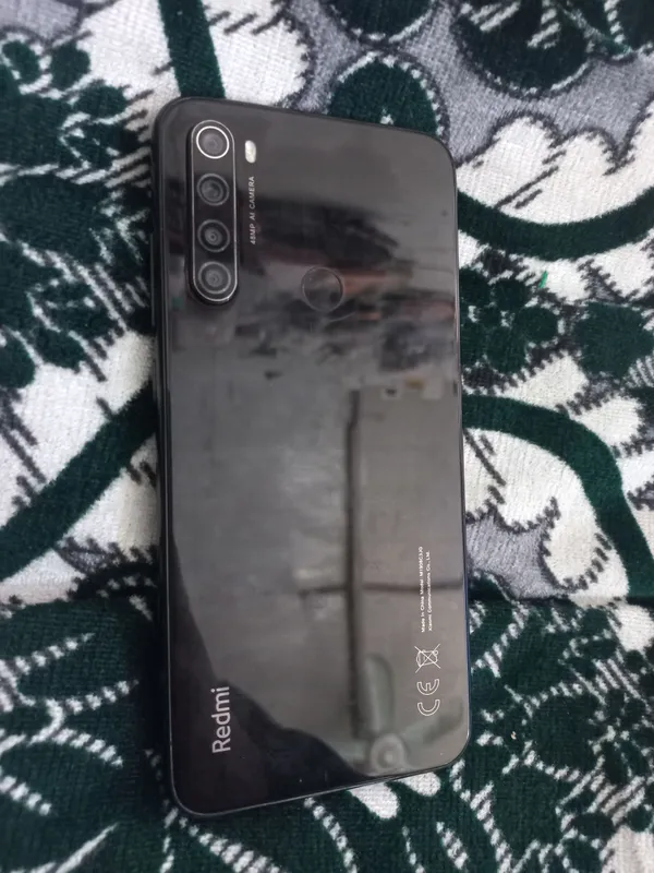 Redmi note 8 4 / 64 GB sotiladi Redmi note 8 4 / 64 GB sotiladi