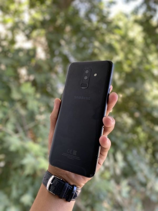 Samsung Galaxy A6+ Samsung Galaxy A6+