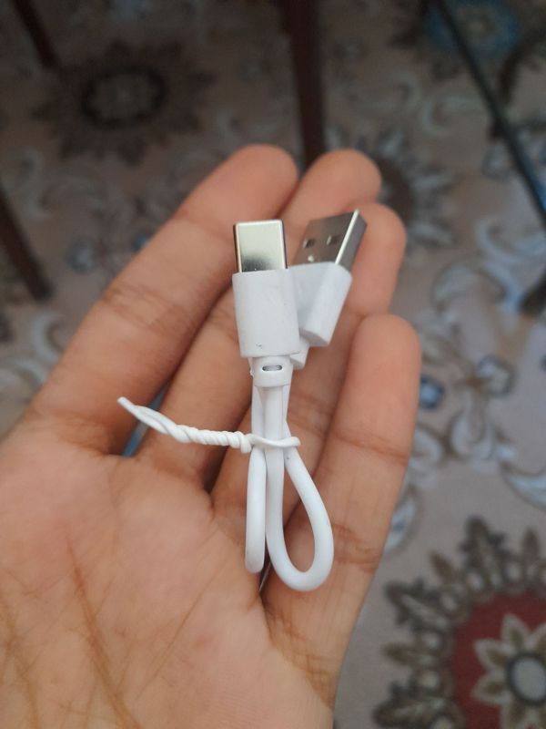 Zaryadnik kabeli taypsiy Zaryadnik kabeli taypsiy