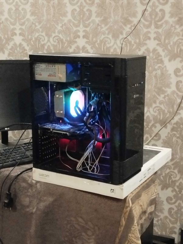 i5-7500\\GIGABAYT GA-250M-DS3A\\Azu-8GB\\GTX750ti-2GB\\SSD-256GB\\550v i5-7500\\GIGABAYT GA-250M-DS3A\\Azu-8GB\\GTX750ti-2GB\\SSD-256GB\\550v