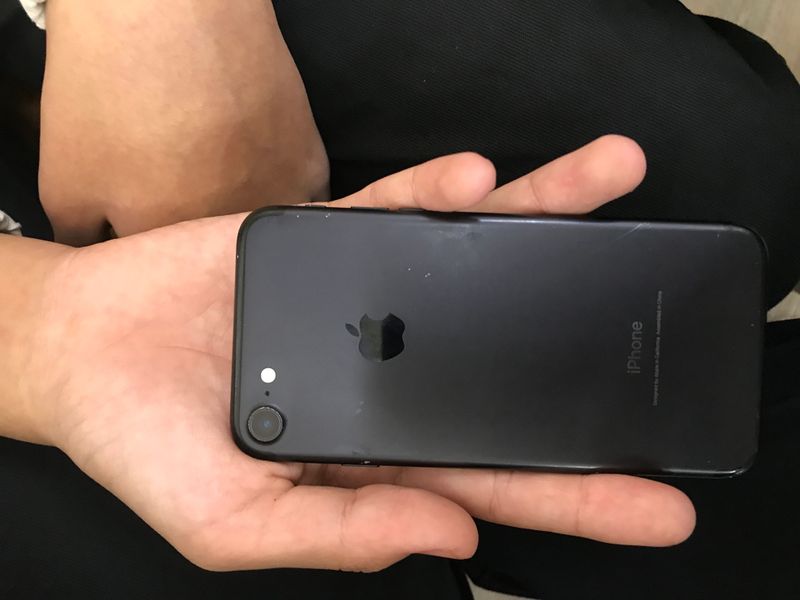 iPhone 7 32 gb ideal