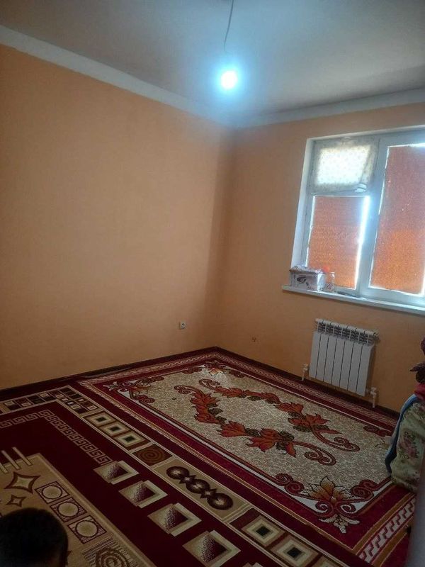 Нурафшон шаҳри Қумариқ мфй 2 хонали, 42 қвадрат метр квартира сотилади