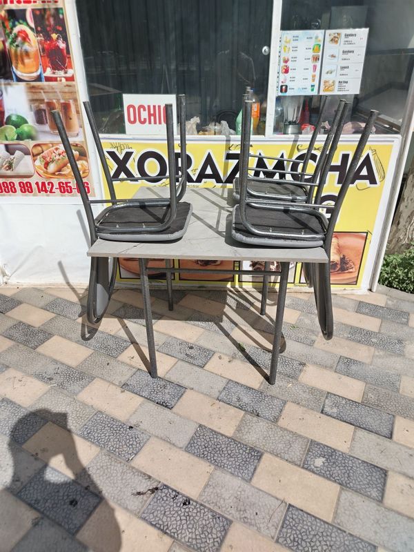 Sotol stul 2ta kamplekt donasi 750mingdan kelishamiz Hali yangi 1 oy Sotol stul 2ta kamplekt donasi 750mingdan kelishamiz Hali yangi 1 oy