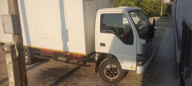 Isuzu sotiladi 2012 Isuzu sotiladi 2012
