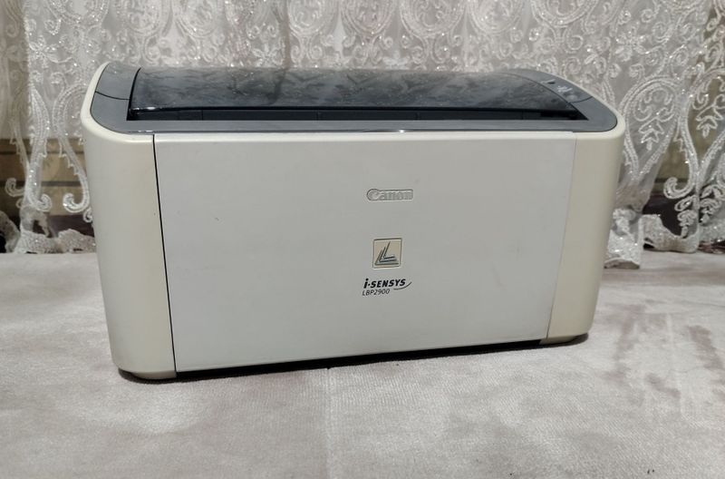 Canon 2900 printer sotiladi