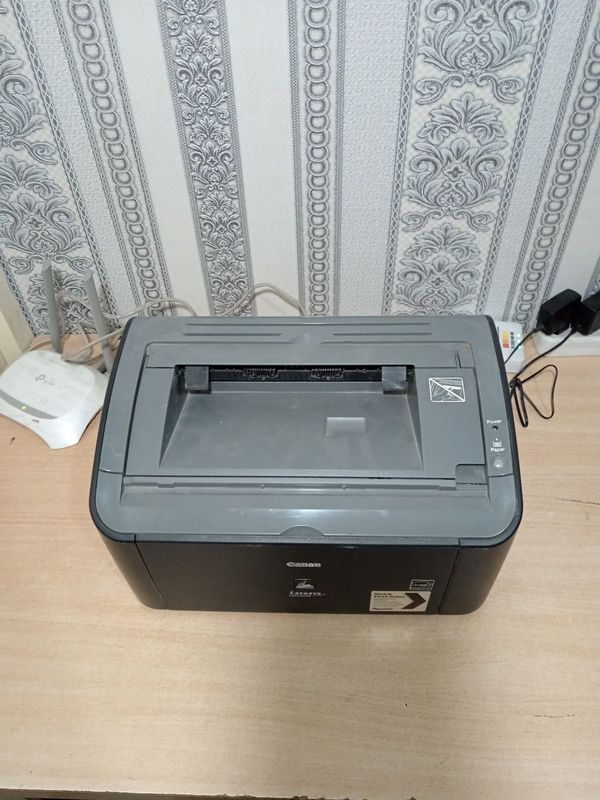 Canon lbp 2900B в хорошем состоянии.