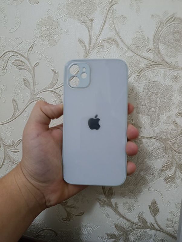 На iPhone 11 чехлы