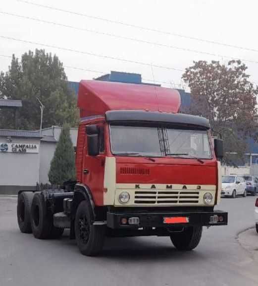 Продаётся KAMAZ 5410 с полуприцепом MAZ универсал контейнеровоз. Продаётся KAMAZ 5410 с полуприцепом MAZ универсал контейнеровоз.
