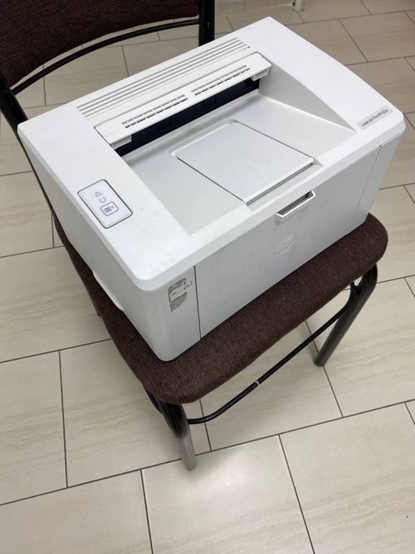 Принтер Hp Laserjet Pro M102a в хорошем состоянии. Принтер Hp Laserjet Pro M102a в хорошем состоянии.