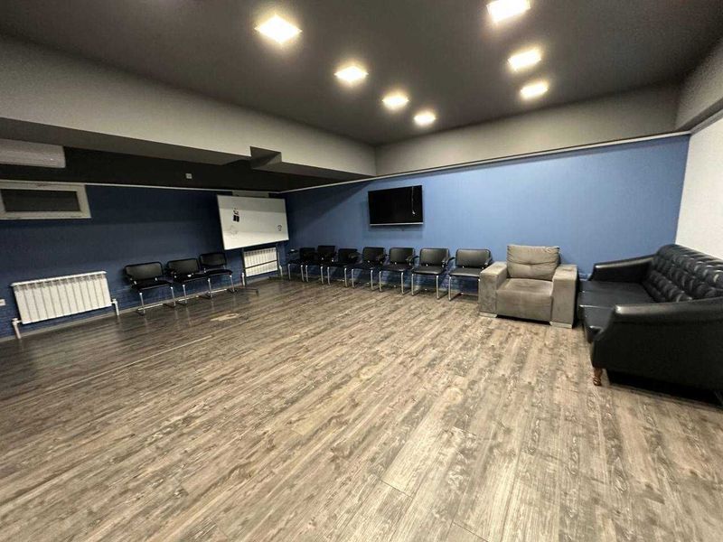 Сдается в аренду офис 380м2 Ор-р: B&B, Французское посольство Сдается в аренду офис 380м2 Ор-р: B&B, Французское посольство