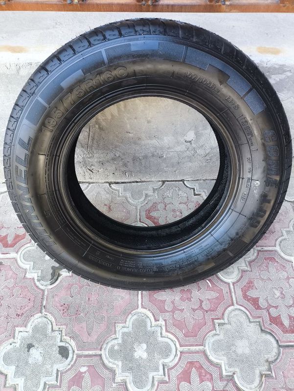 Balon Minnel 195/75 R16C Balon Minnel 195/75 R16C