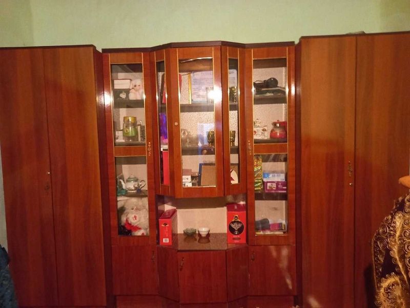 Stenka garnitur, 3,5 metr. Alohida bo'lib o'rnatsa ham boladi