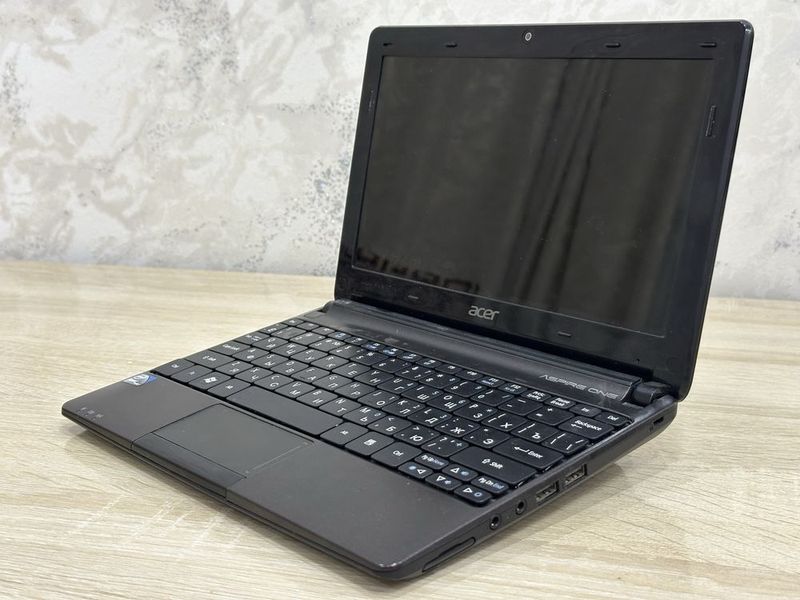 Acer Aspire One Netbook / Нетбук Acer Aspire One Netbook / Нетбук