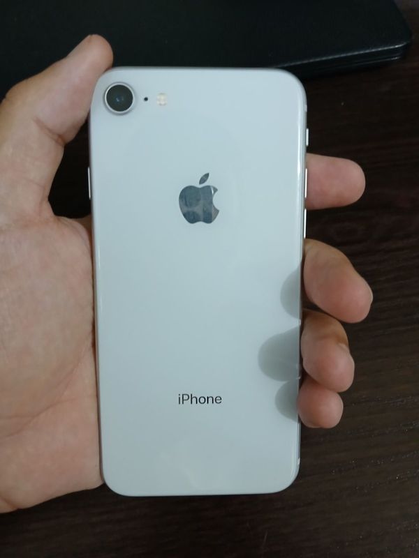 Iphone 8 64gb LL/A Iphone 8 64gb LL/A