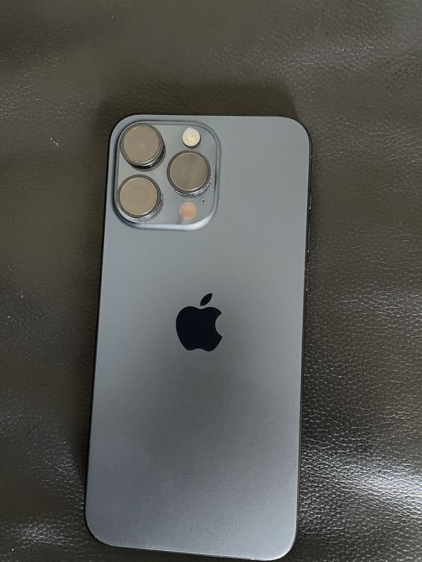 Iphone 15 pro max 512 tali sotiladi