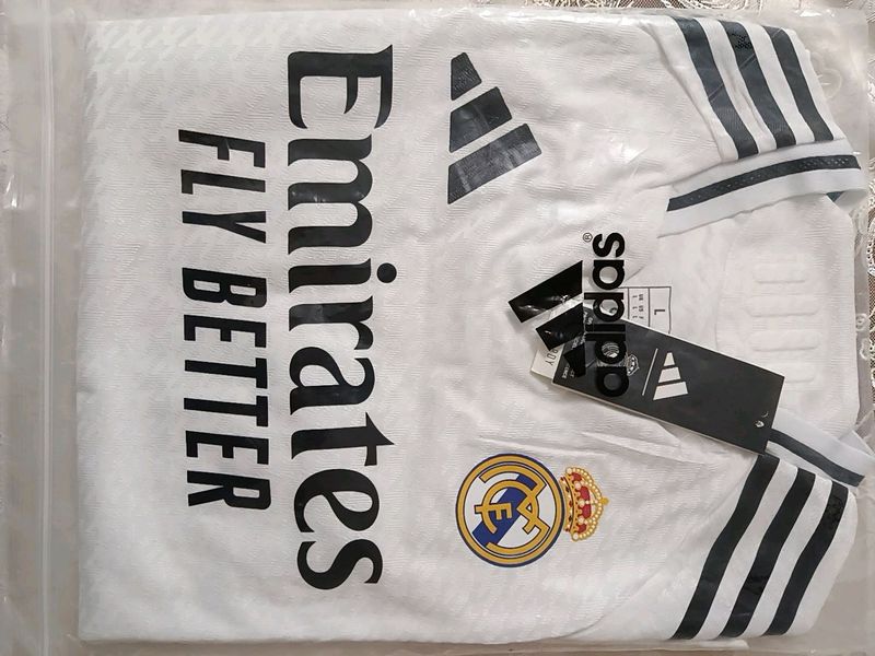 REAL MADRID uy formasi 2024/2025 mavsum REAL MADRID uy formasi 2024/2025 mavsum