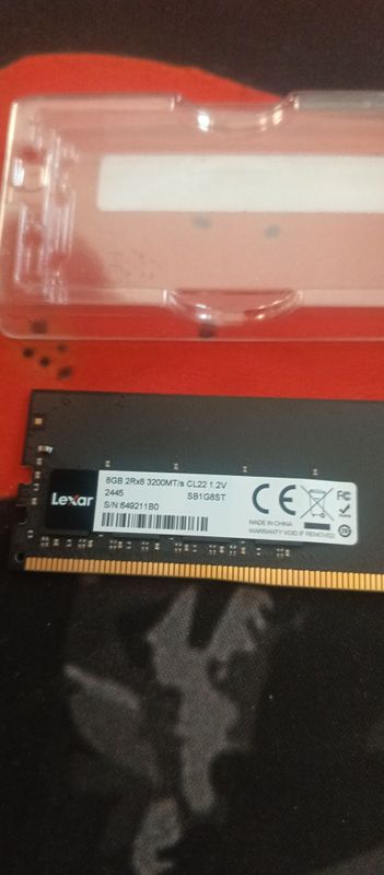 Lexar operativka ddr4 8 GB 3200 mhz sotiladi Lexar operativka ddr4 8 GB 3200 mhz sotiladi