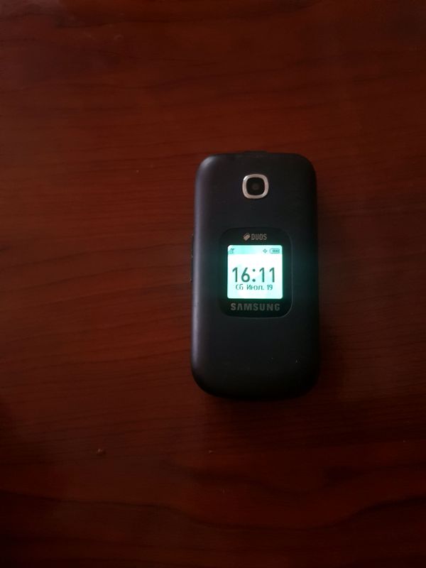 Samsung Gusto Samsung Gusto