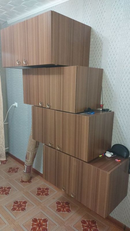 Продам стенку Алмалыкская Продам стенку Алмалыкская