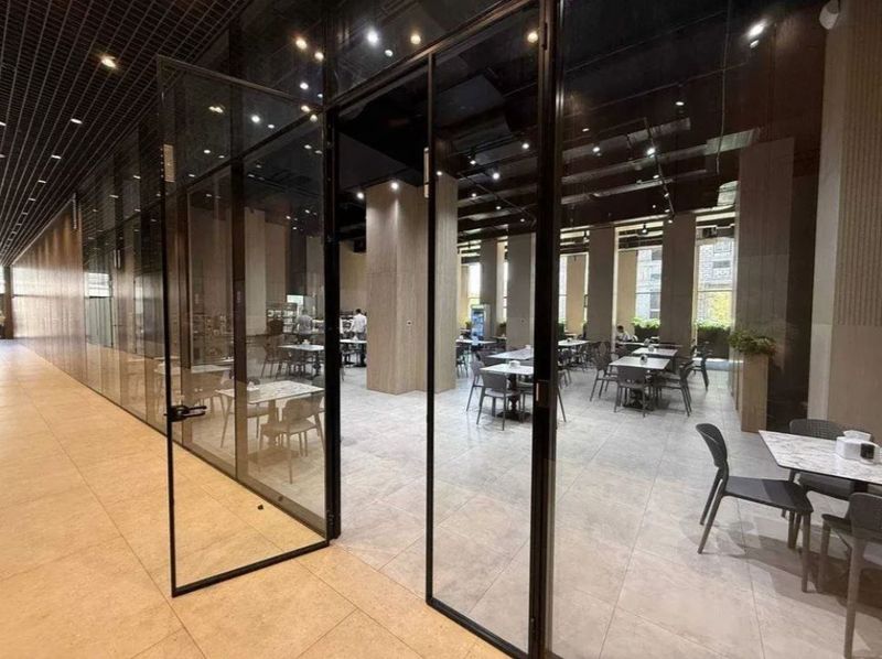 Аренда офиса на Ул. Бобура. ТЦ Next. 350 м²