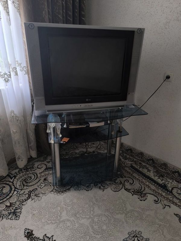 Продаётся телевизор LG Flatron с поставкой Продаётся телевизор LG Flatron с поставкой