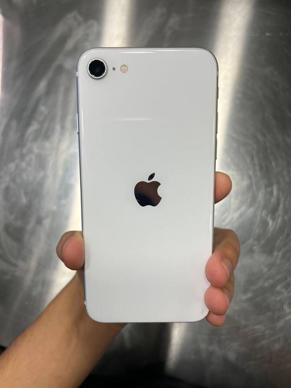 ayfon SE 128gb oq ayfon SE 128gb oq