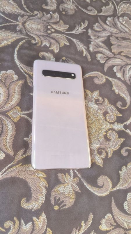 Samsung s10 5g 256gb Samsung s10 5g 256gb