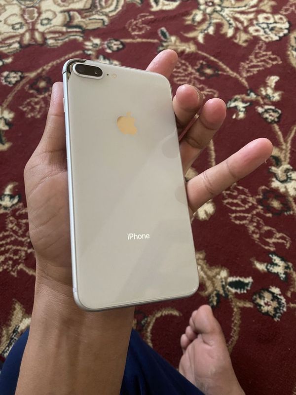 Iphone8+ sotlad srochna