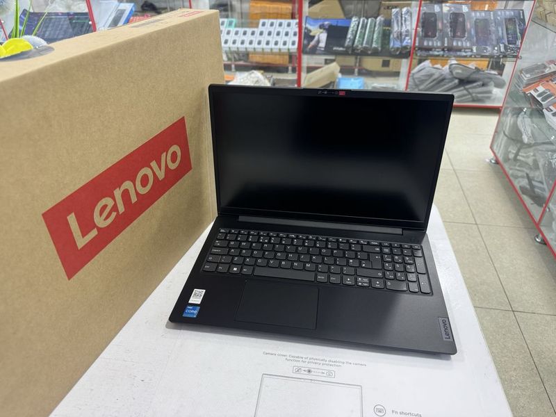 Lenovo core i3 13 avlod mutlaqo yangi 8/256 dasrurlash uchun moshni