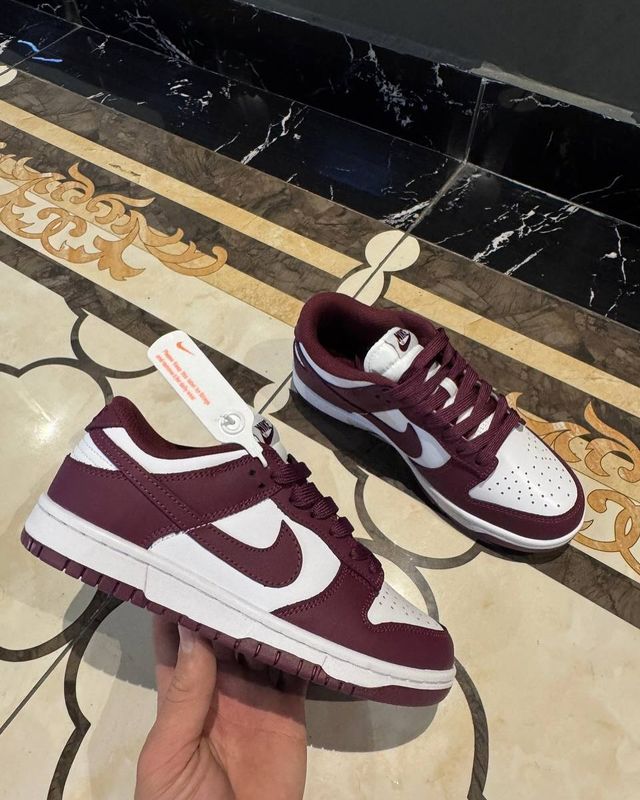 Nike Dunk Low Nike Dunk Low