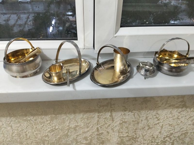 Продам серебряные посуды Продам серебряные посуды