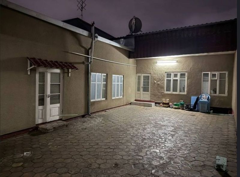 Продаётся дом в центре Бухары Продаётся дом в центре Бухары