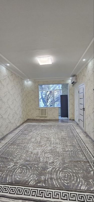 14-квартал Чилонзорда 2*3 хонали уй сотилади. 14-квартал Чилонзорда 2*3 хонали уй сотилади.