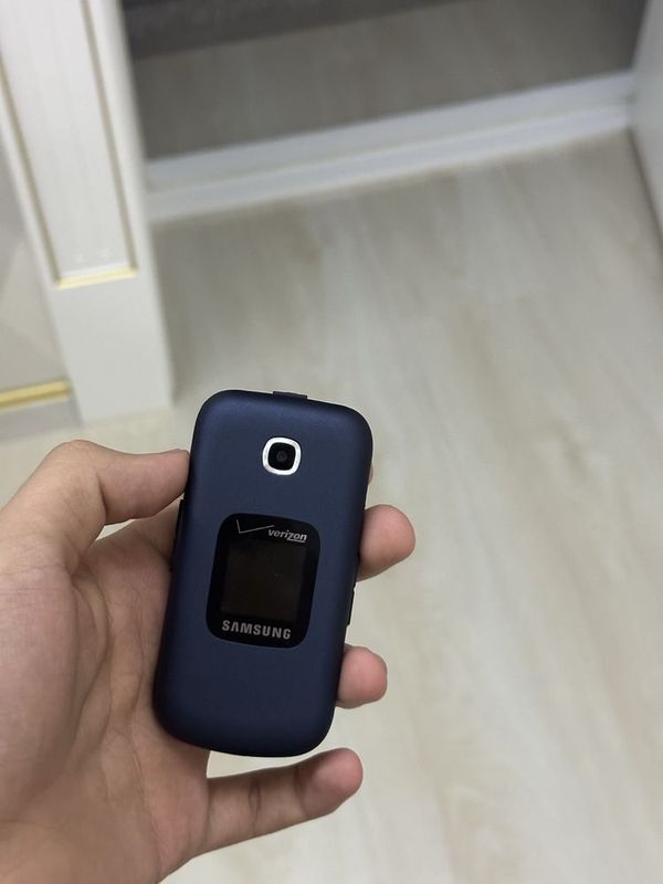 Samsung gusto 3 duos Samsung gusto 3 duos