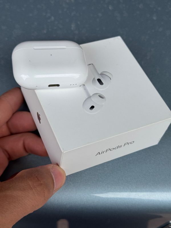 AirPods Pro Original AirPods Pro Original