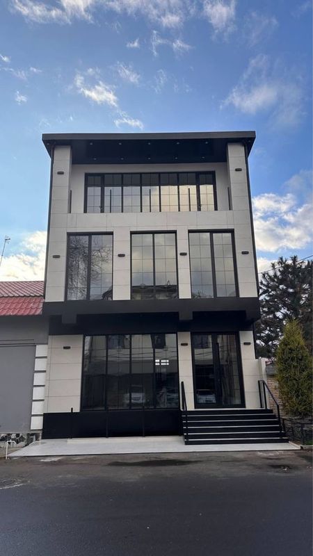Супер Цена! АРЕНДА Здания! м.Ойбек - 500м2 (4х этаж) 4500$ Супер Цена! АРЕНДА Здания! м.Ойбек - 500м2 (4х этаж) 4500$