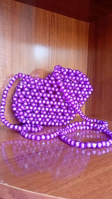 Сумочка сердца. Очень крассивая. цена 150.000
