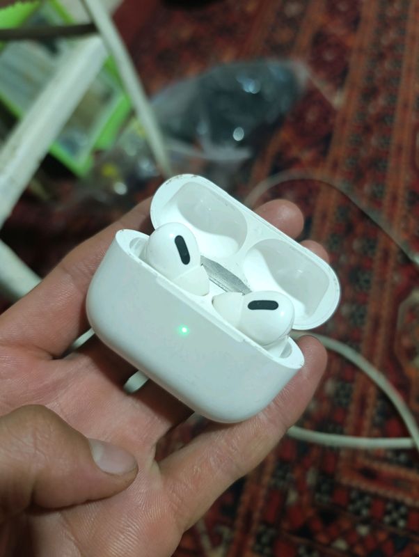 airpods pro airpods pro
