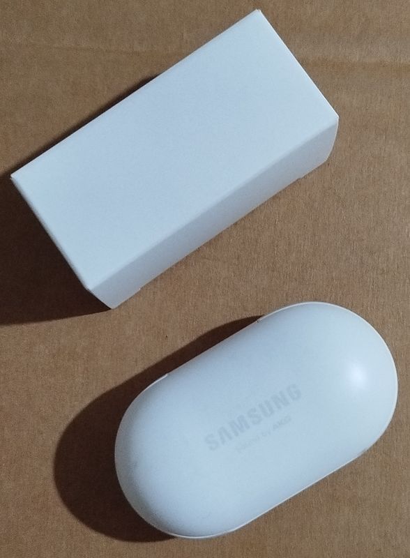 Samsung Galaxy Buds Plus идеал (возможна доставка) Samsung Galaxy Buds Plus идеал (возможна доставка)