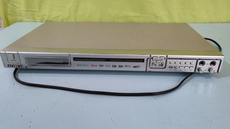 Продам dvd на запчасти Продам dvd на запчасти