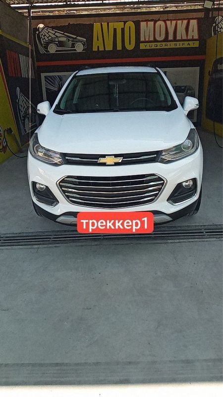 Продаю свою автомобил Шевролет Треккер 1. Продаю свою автомобил Шевролет Треккер 1.