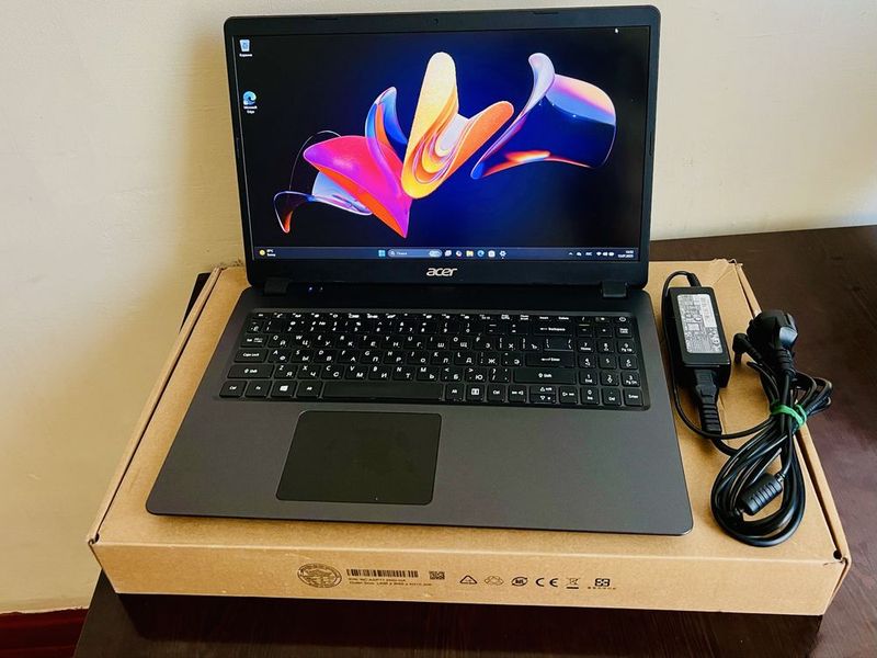 Acer Core i3 10 pokoleniya Acer Core i3 10 pokoleniya