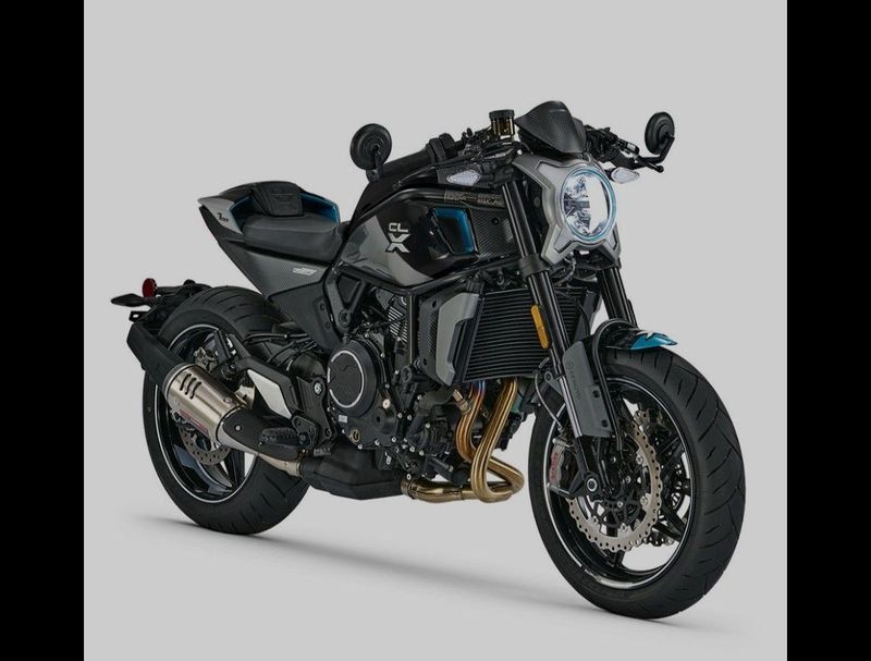 Модель CFMOTO 700CL-X Sport (ABS)