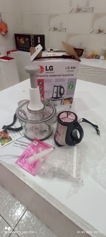 Блендор новый в упаковке LG Блендор новый в упаковке LG