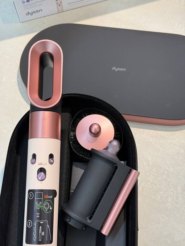 Dyson Airwrap i.d. –sakura!
